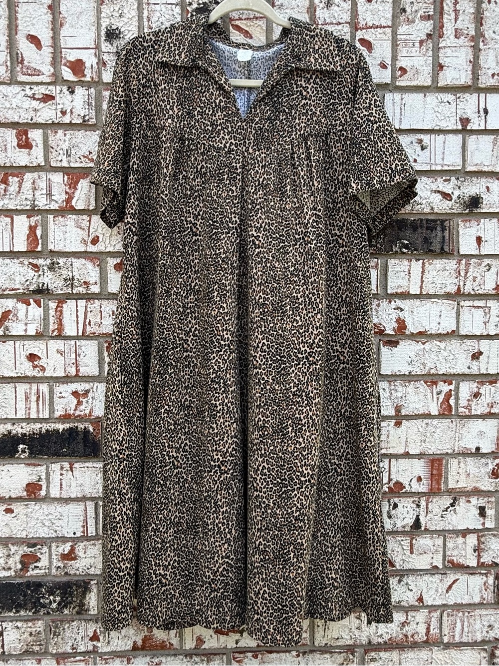 90s Animal Print Collared House Dress Kaftan with Pockets Sz. OSFM
